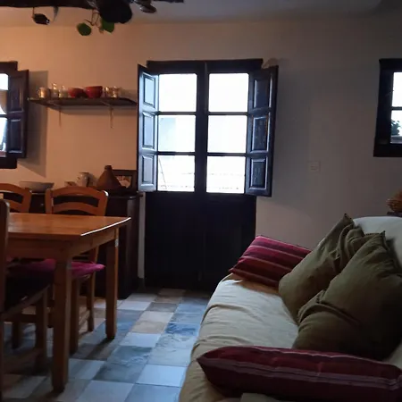 Casa De Holiday home Guejar Sierra
